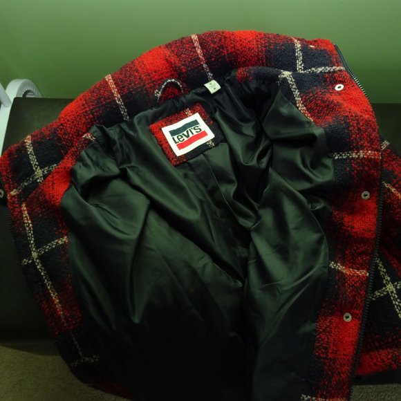 Women's Levi's Red and blue bomber jacket size Medium - Picture 7 of 9